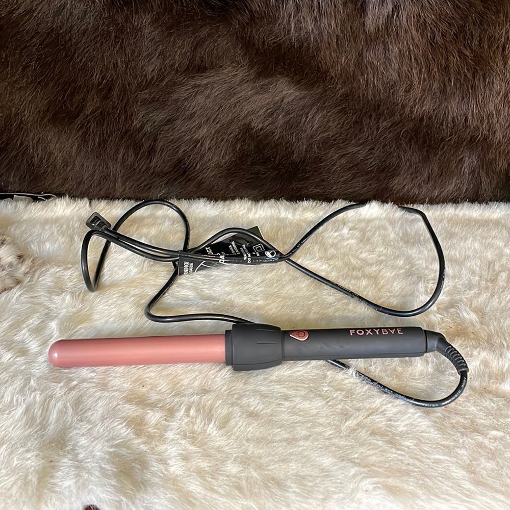 Foxybae curling wand (800)
